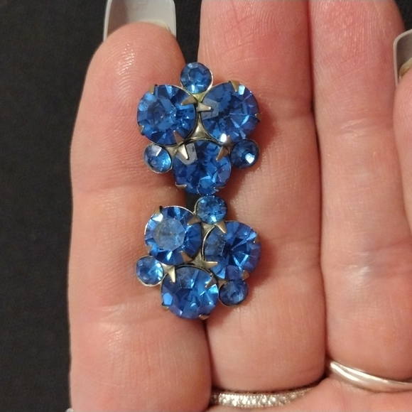 Vintage Cobalt Blue Rhinestone Screw Back Earrings - Picture 1 of 5